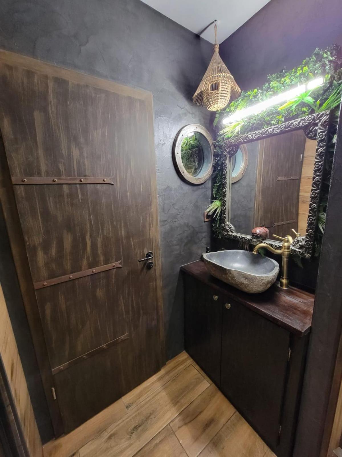 Le Repaire Des Pirates Logement Magique Sainte-Croix-en-Plaine ภายนอก รูปภาพ