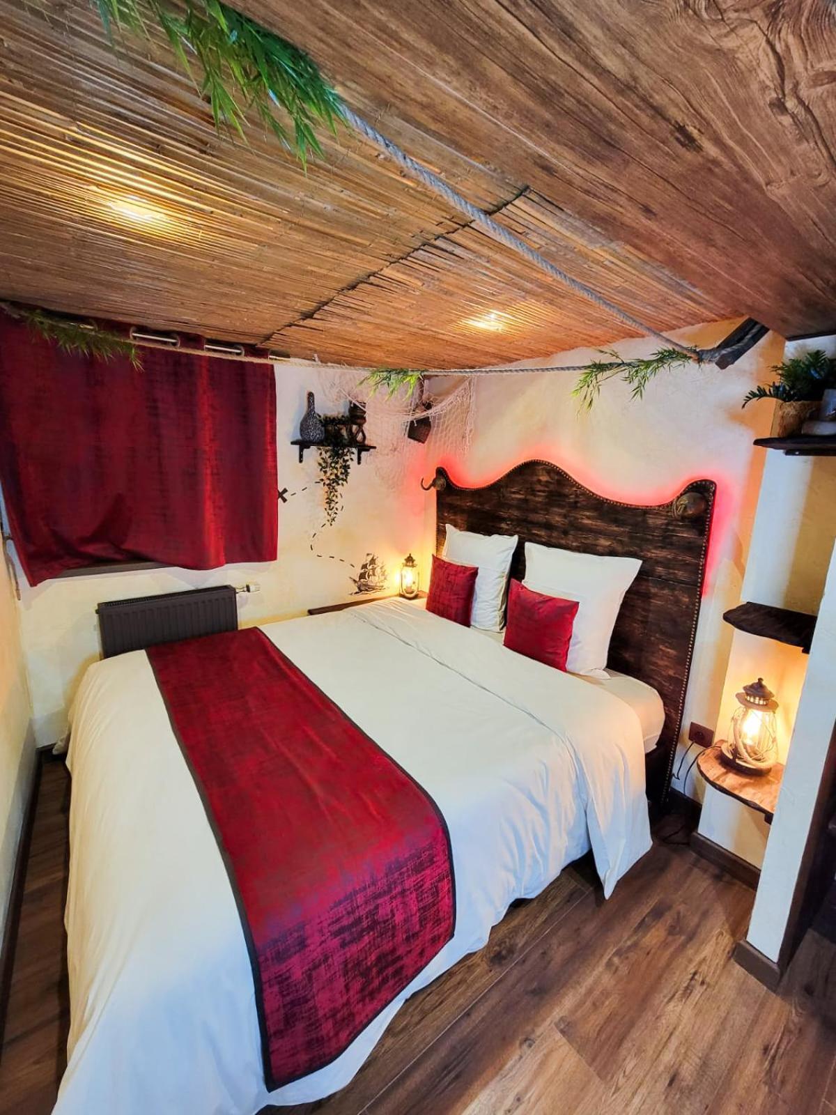 Le Repaire Des Pirates Logement Magique Sainte-Croix-en-Plaine ภายนอก รูปภาพ